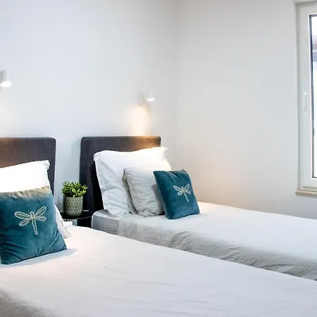Luxury Casia With Heated Pool And Pleasent Terrace