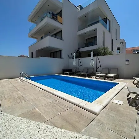 Luxury Casia With Heated Pool And Pleasent Terrace Apartman Trogir